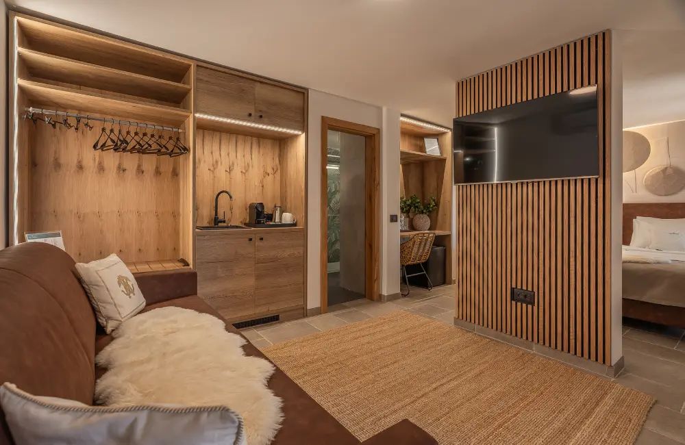 Tara Deluxe Suite living area with sofa bed, Villa Bellevue Portorož